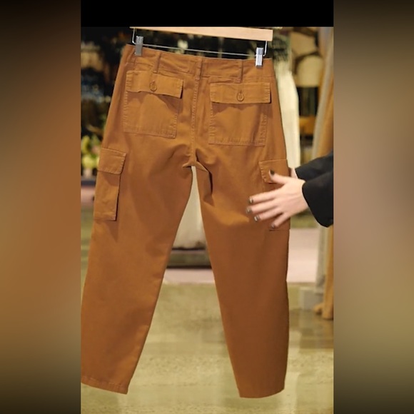 FRAME Relaxed Utility Pants - Picture 6 of 16